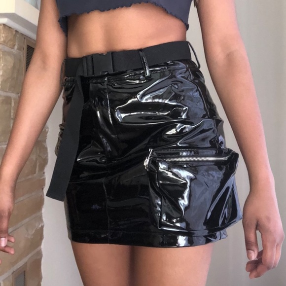 IAMGIA Latex Skirt - Picture 1 of 4